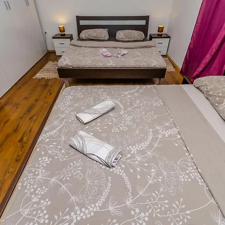 Jakus Apartment